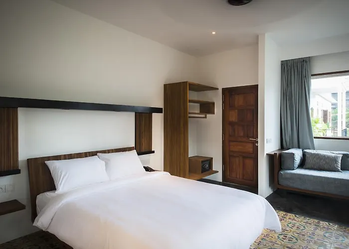 Pages Hotel