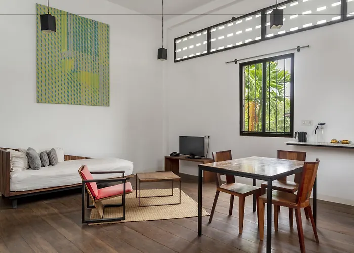 Pages Hotel 4*